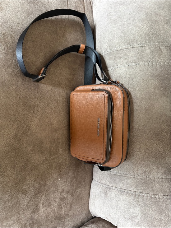 Michael Kors Handbags - Michael Kors Tan Leather Crossbody with Black Strap